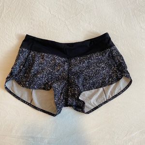Lululemon Speed Up Low-Rise Lined Short 2.5”